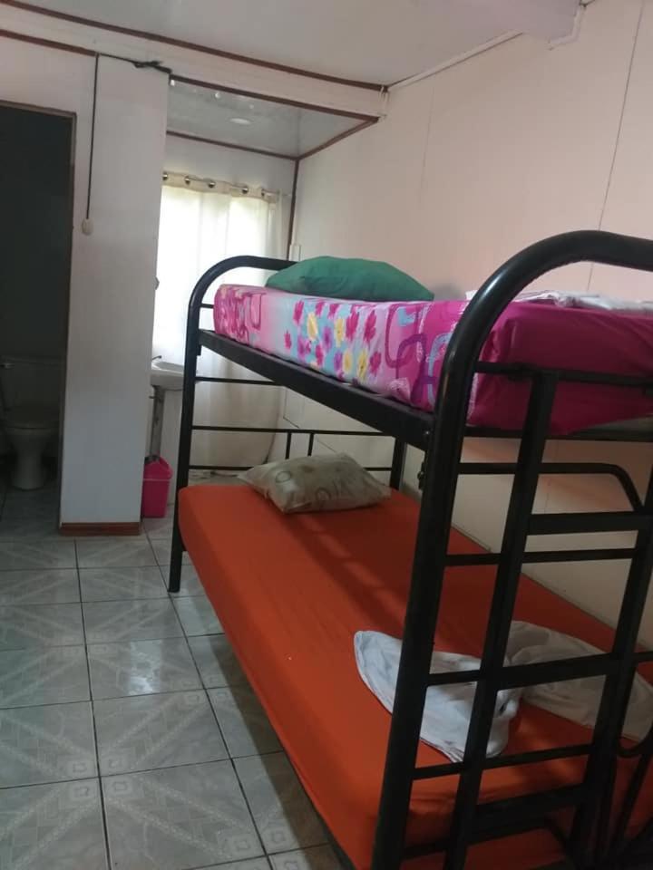 Downtown Montezuma Hostel エクステリア 写真