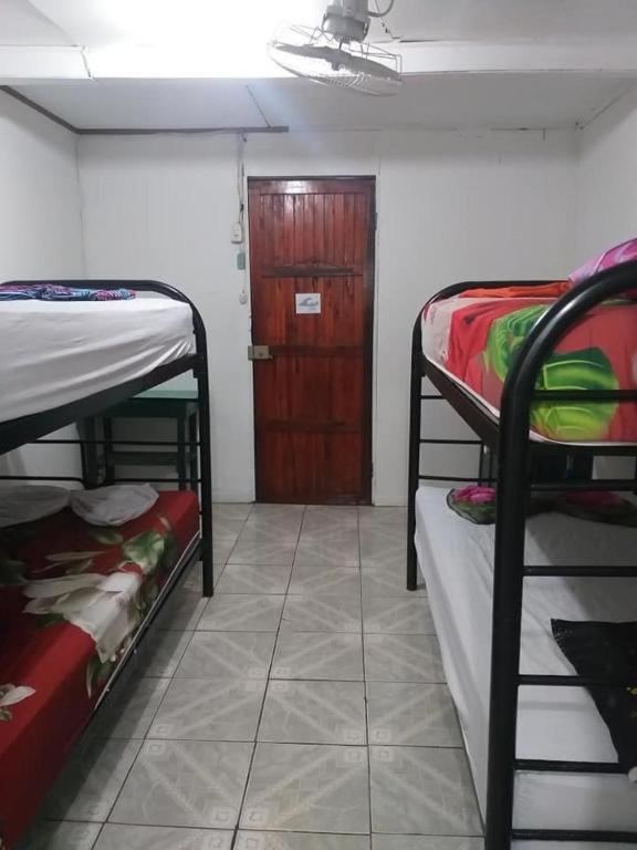 Downtown Montezuma Hostel エクステリア 写真